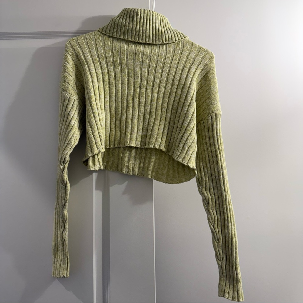 Forever 21 Lime Green Cropped Long Sleeve Turtleneck